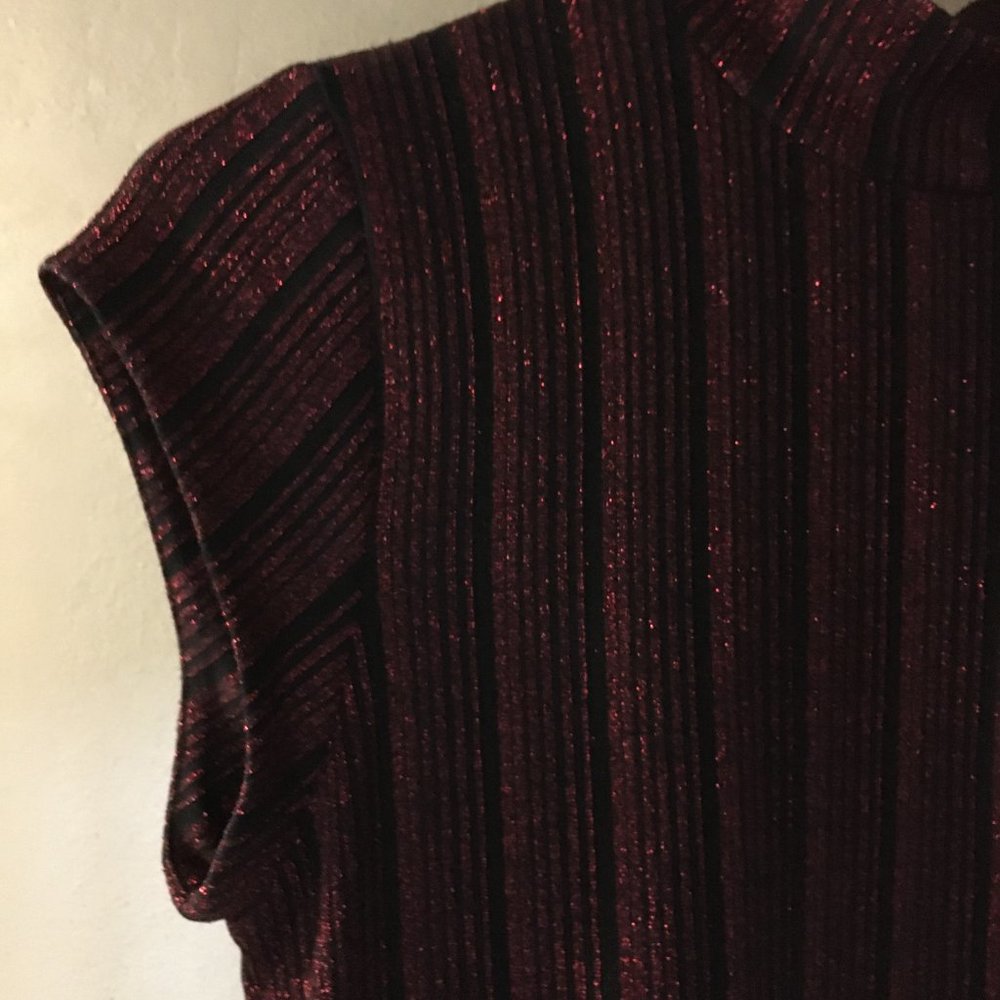 NWT Scandinavian Kaffe Ruby Red Metallic Mock Neck Sparkle Dress - M - Picture 8 of 15